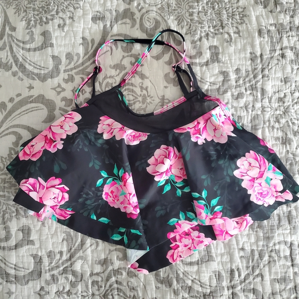 SHEIN Black and Pink Floral Bikini Top